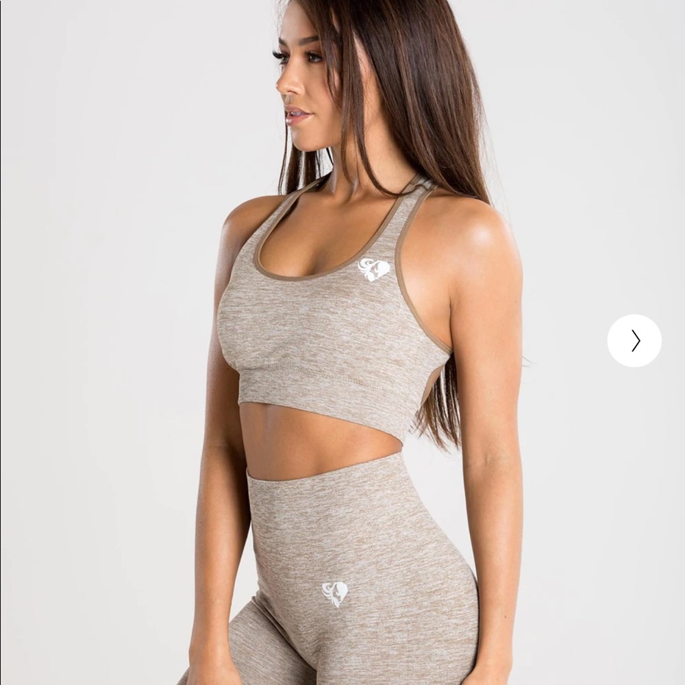Women’s best SET